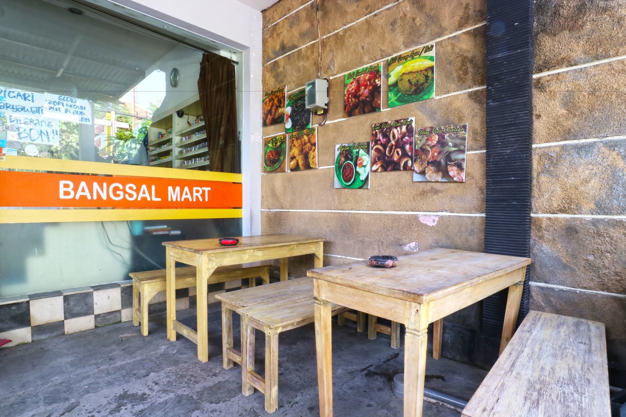 Bangsal Homestay Denpasa Buitenkant foto